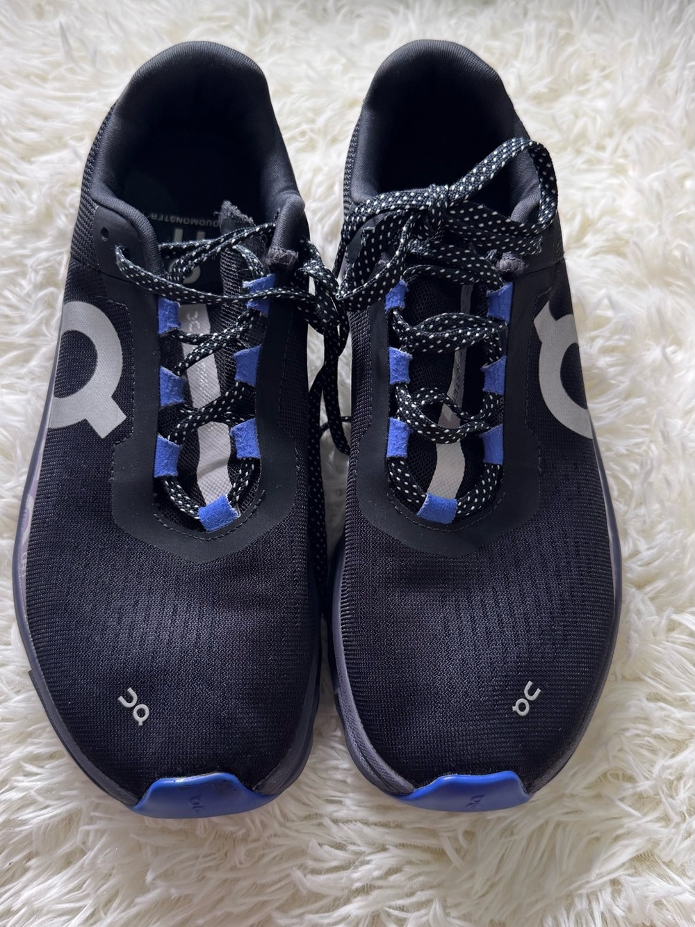 On Running Men's Black with Blue Accent Athletic Shoes
